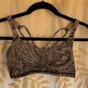 Lululemon sz 4 bra